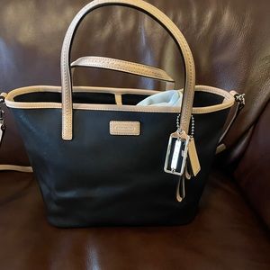 Vintage Coach Park Metro handbag